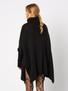 Oversizowy czarny sweter poncho Louvre