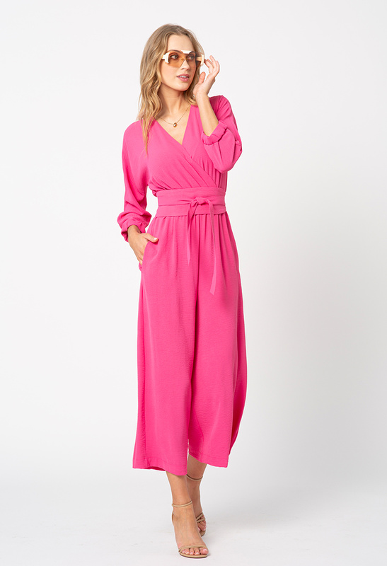 Różowy kombinezon z paskiem Emmy