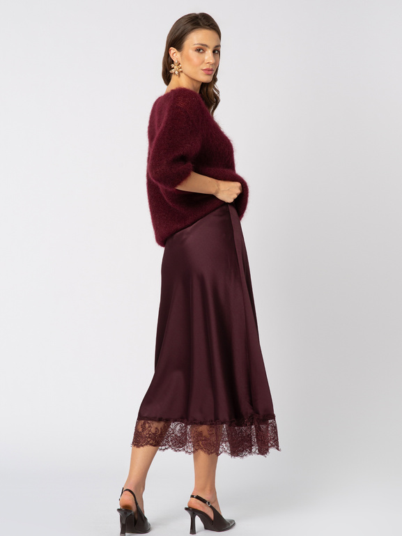 Bordowa satynowa wiskozowa spódnica z koronką