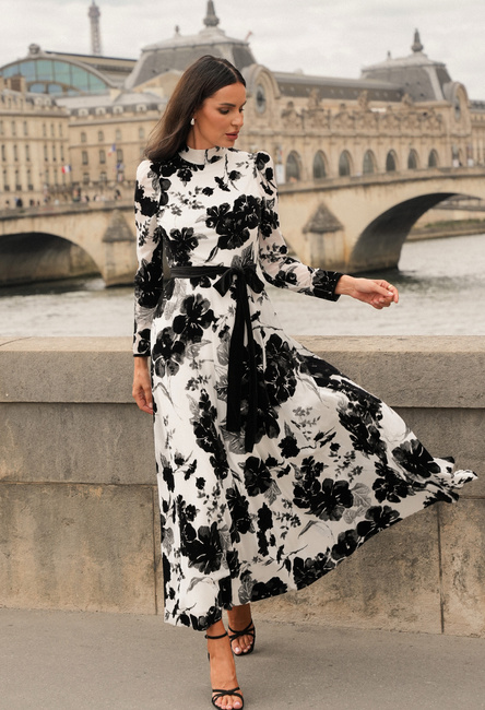 Sukienka w kolorze ecru z czarnym flockiem Aida