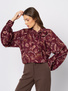 Bordowa wzorzysta bluzka z lyocellu z wiązaniem pod szyją
