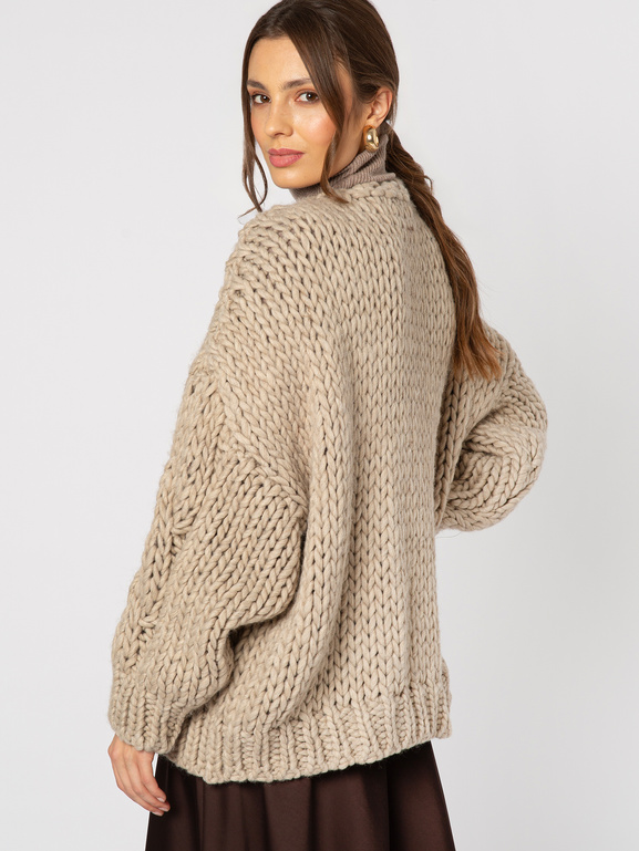 Beżowy sweter warkocz bez zapięcia