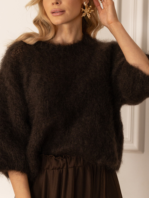 Moherowy brązowy sweter z rękawem 3/4