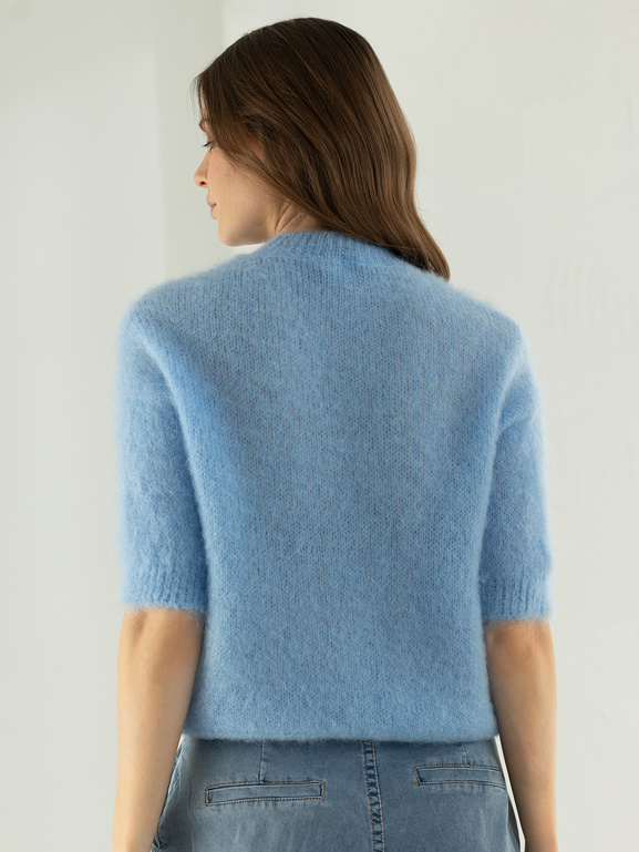 Niebieski sweter moherowy z krótkim rękawem