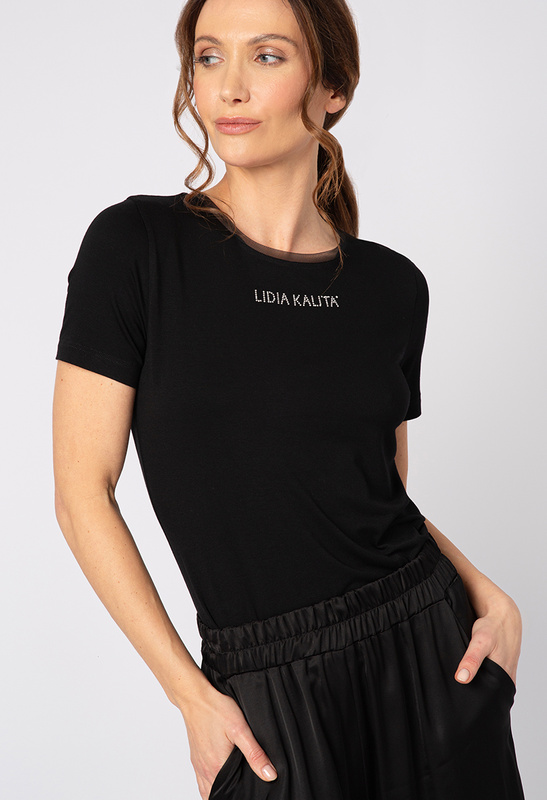 Czarny t-shirt z wiskozy