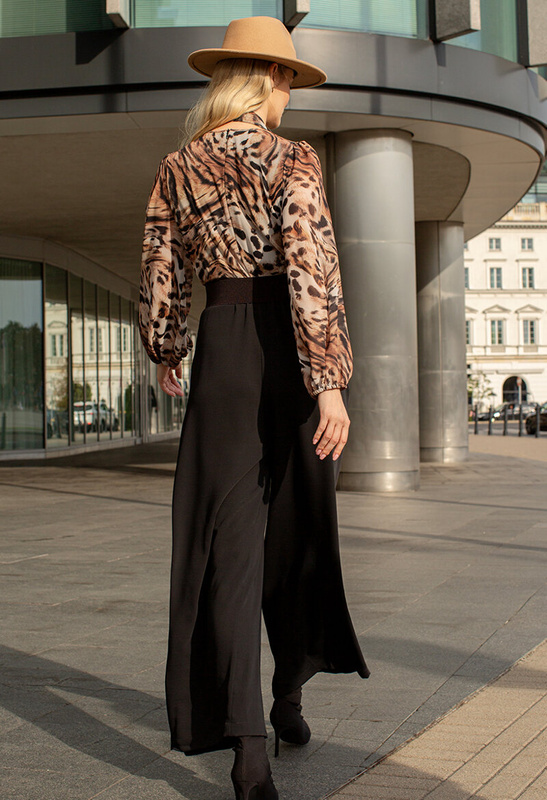 Kombinezon z górą w zwierzęcy print Trieste